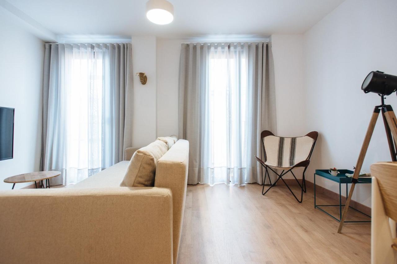 Apartamentos Casa Del Relator Севилья Экстерьер фото