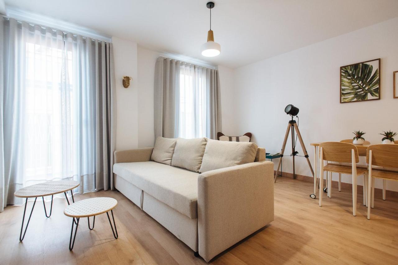 Apartamentos Casa Del Relator Севилья Экстерьер фото