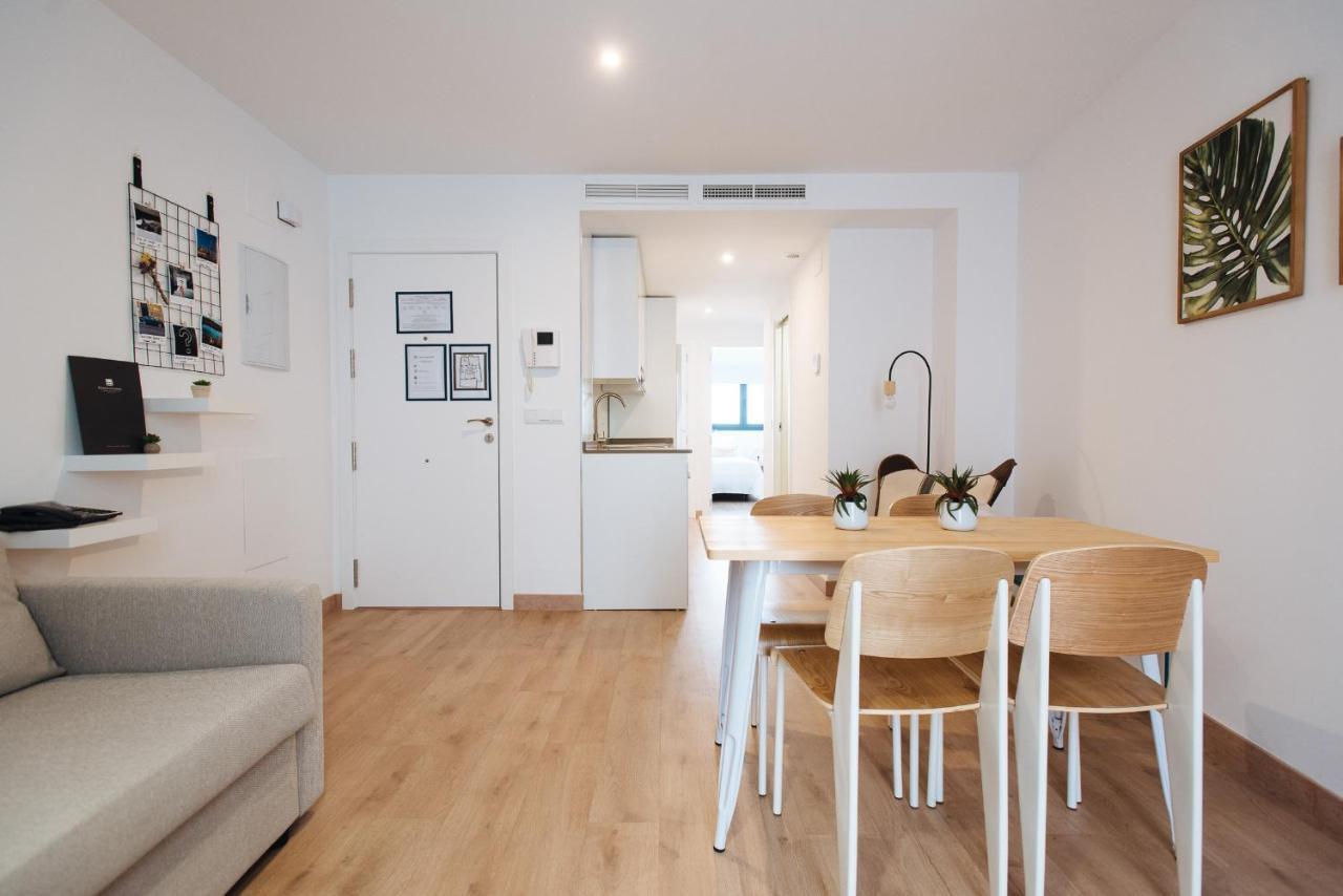 Apartamentos Casa Del Relator Севилья Экстерьер фото
