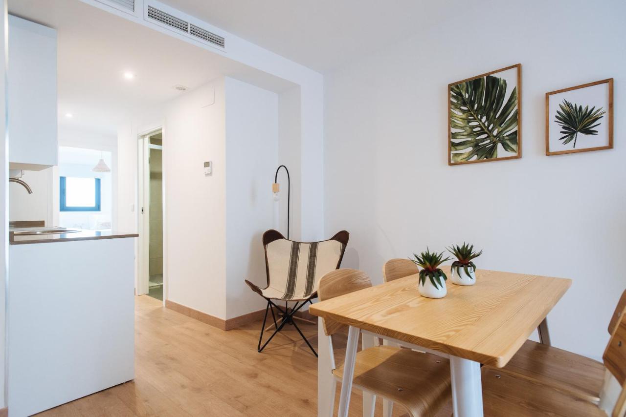 Apartamentos Casa Del Relator Севилья Экстерьер фото